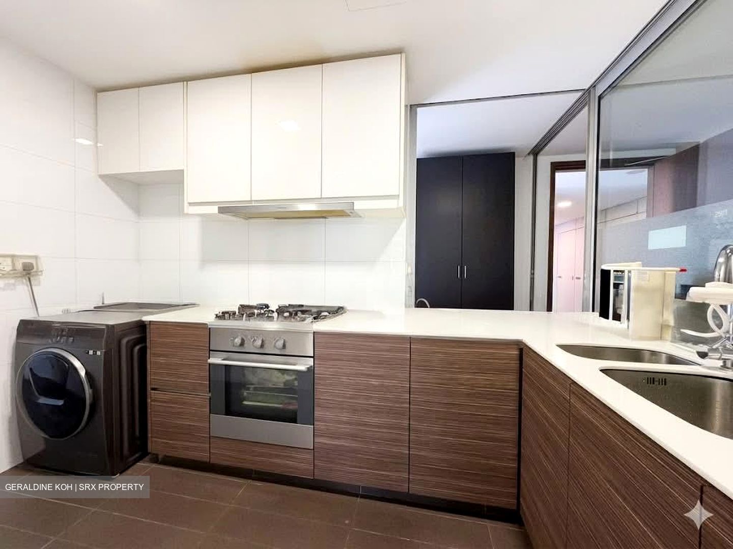 The Minton (D19), Condominium #557702001